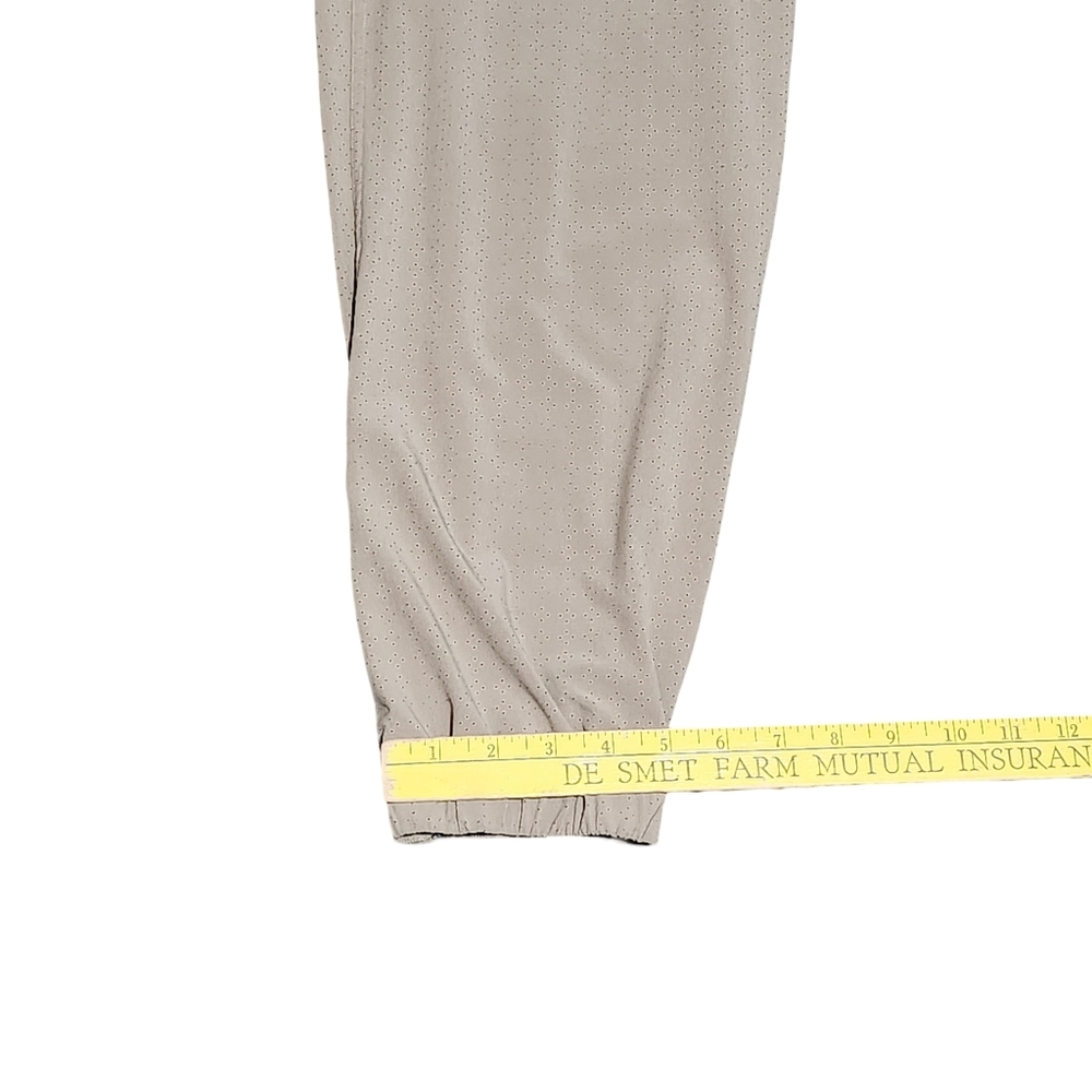 LULULEMON Adapted State Perforated High Rise Jogger Womens Size 10 Beige Oak - Picture 12 of 13